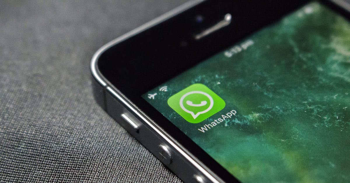 Ícone do WhatsApp em um iPhone