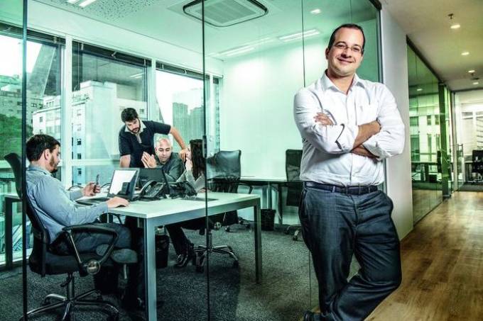 O advogado Adriano Mendes, que é um data protection officer de multinacionais no Brasil