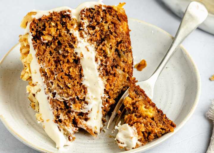 all the healthy things - carrot cake