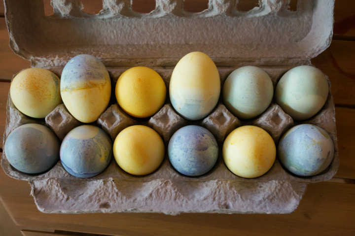Make Natural Egg Dye In Minutes