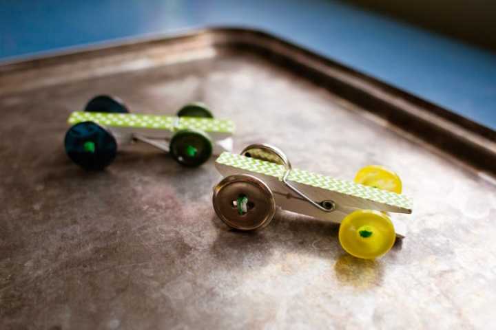 Sparkle Craft: Clothespin Race Cars