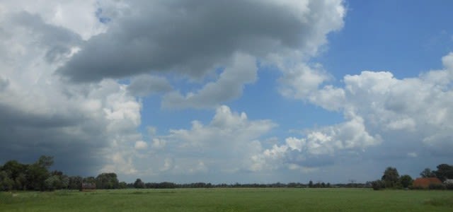 Stapelwolken_en_buien-e1504294156636