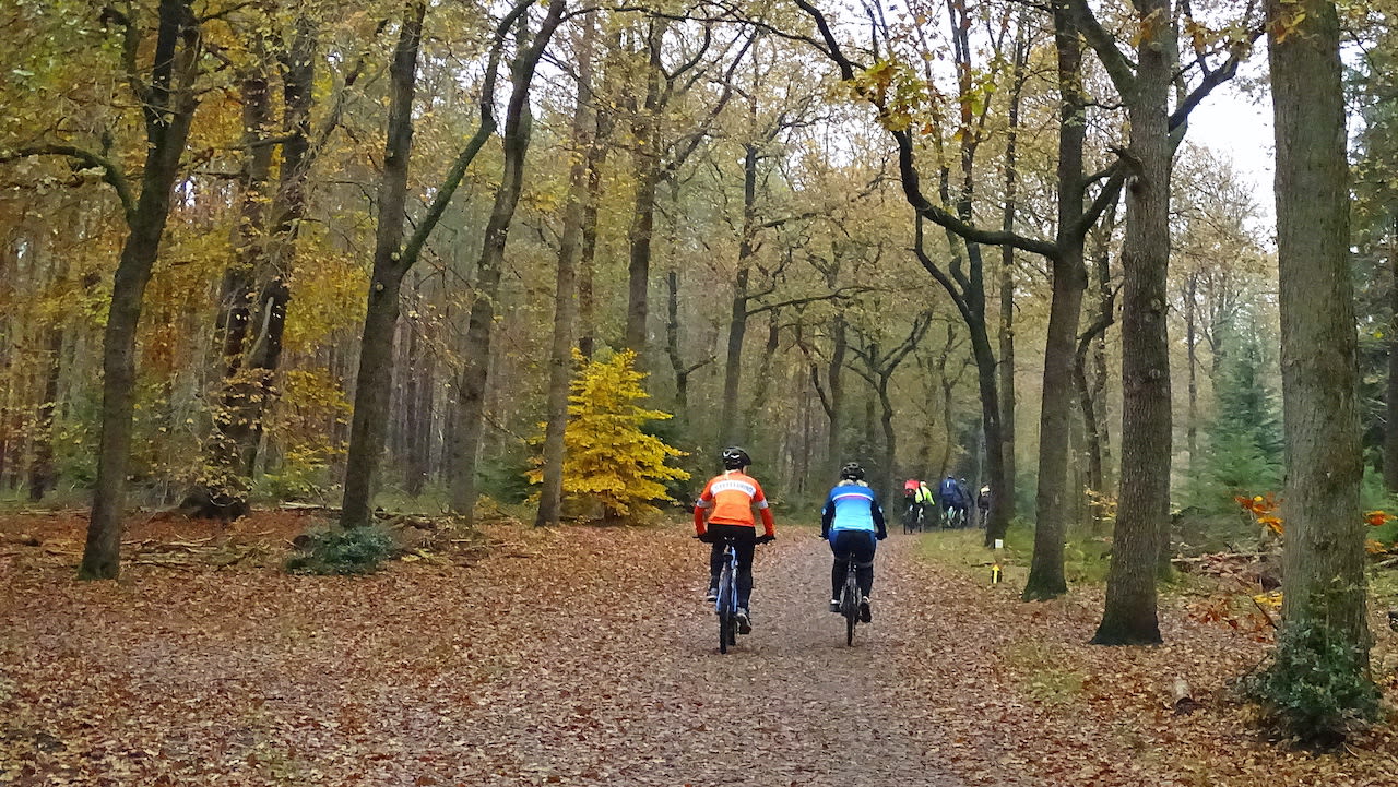 Mountainbiken in november. Foto: Martin Herms.