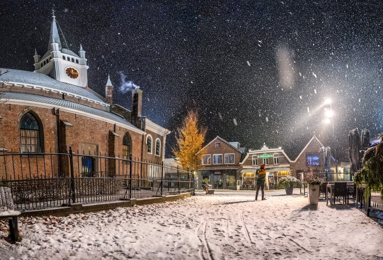 Doordat het vrij koud is hoeft er weinig te gebeuren om toch ineens een winterse verrassing met sneeuw te krijgen. Dit gebeurde ook al in november. Foto: Wouter van Bernebeek.