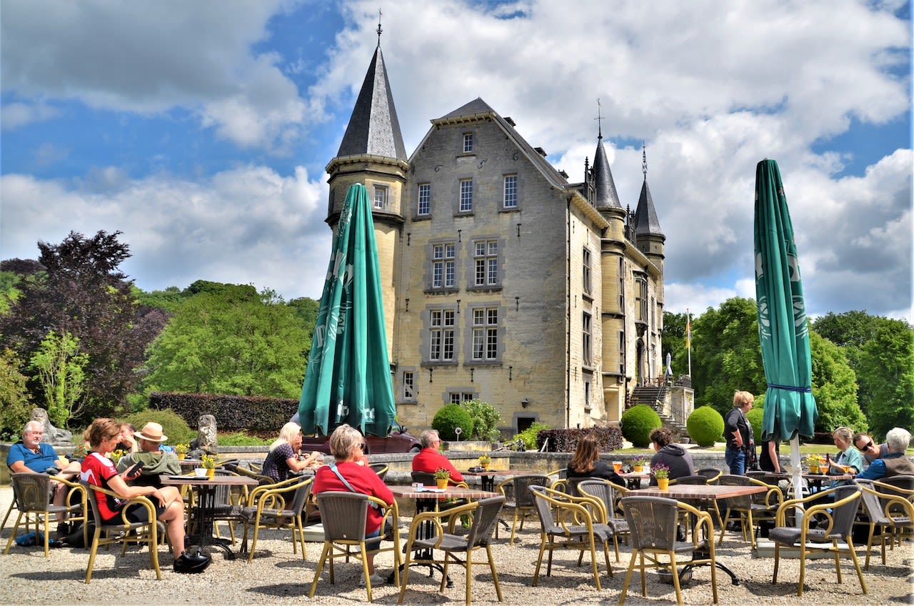 Voor een T-shirt op het terras is de temperatuur veelal te laag. Foto: Jan Boneschansker