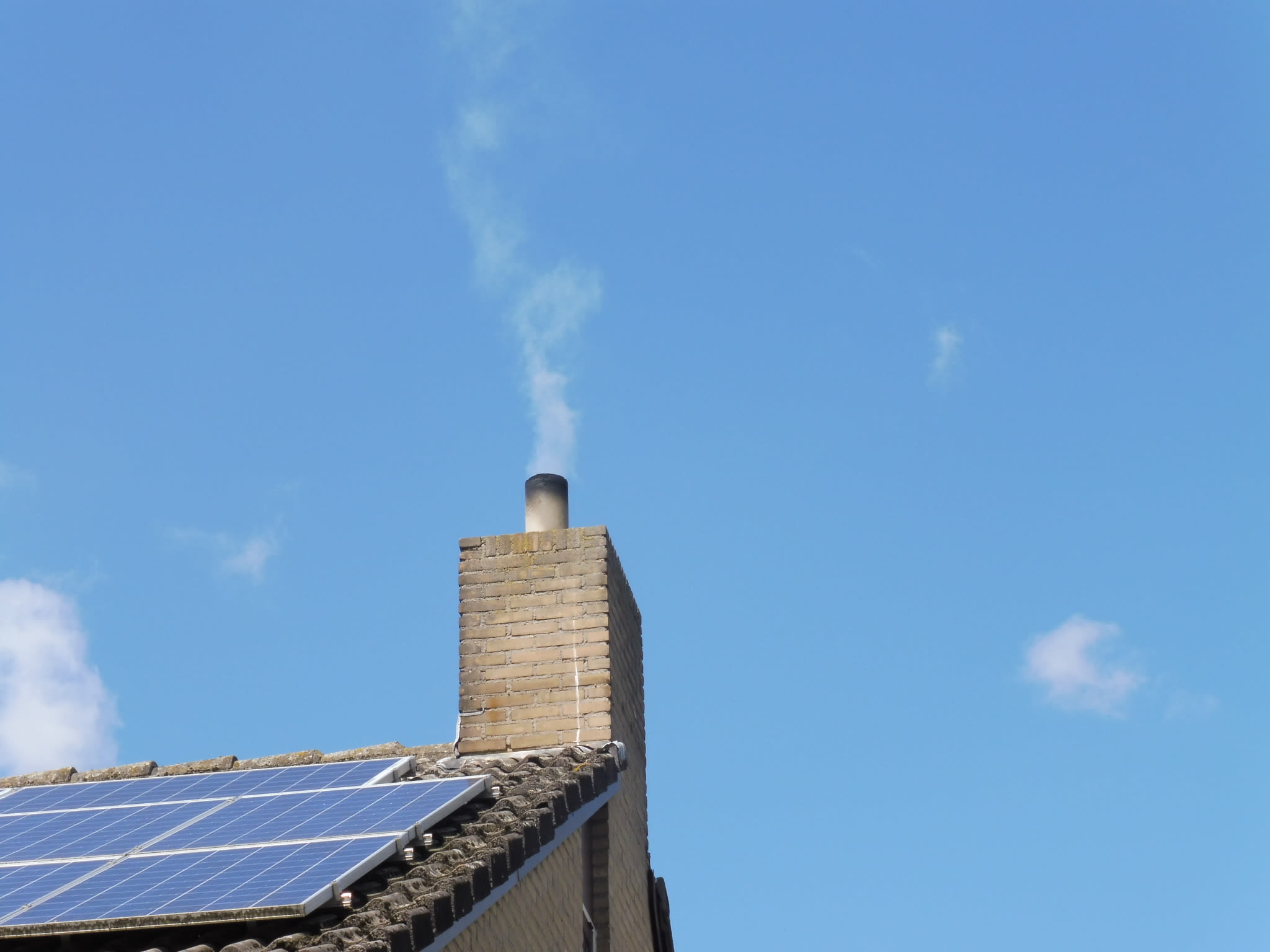 Fijnstof - Kachels - Emissies - Houtrook - Houtstook - Stookseizoen - Zonnepanelen