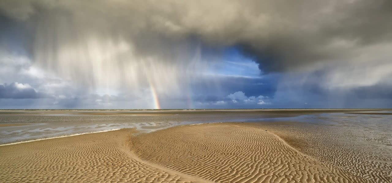 Enkele-buien-maar-ook-zon-tijdens-nieuwjaarsduik-1280x600