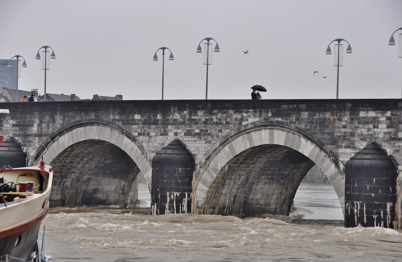 Hoogwater, Maas, overstromingen