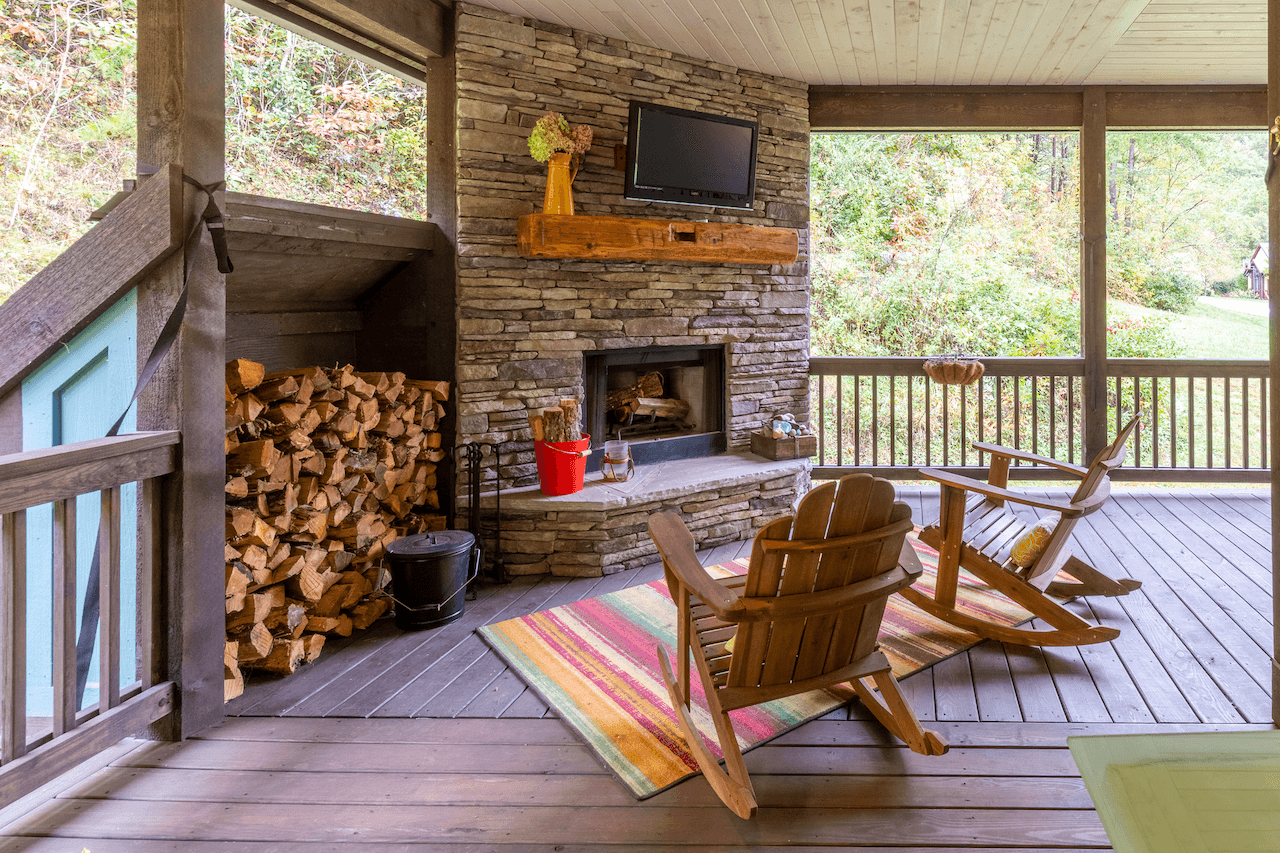 Outdoor-Patio-Fireplace
