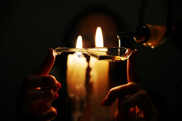 Essencia-tokaj-with-spoon