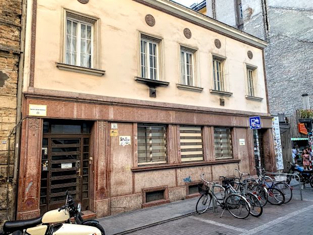 mikveh Budapest Kazinczy Street