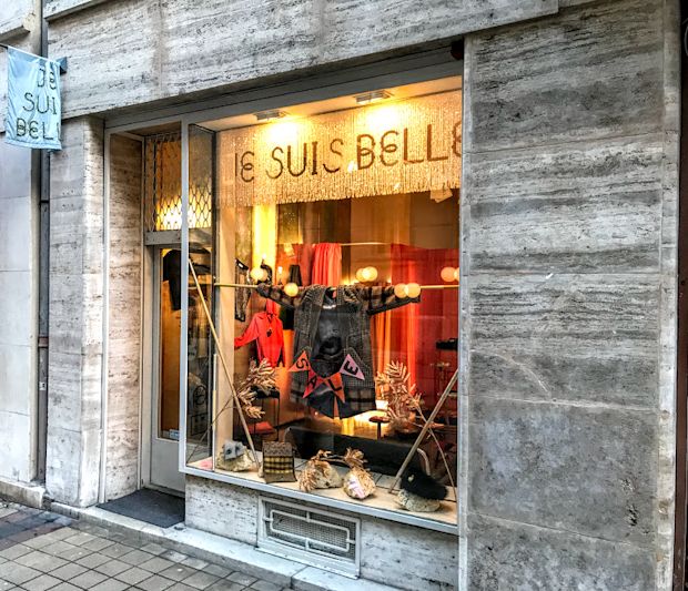 je-suis-belle-budapest