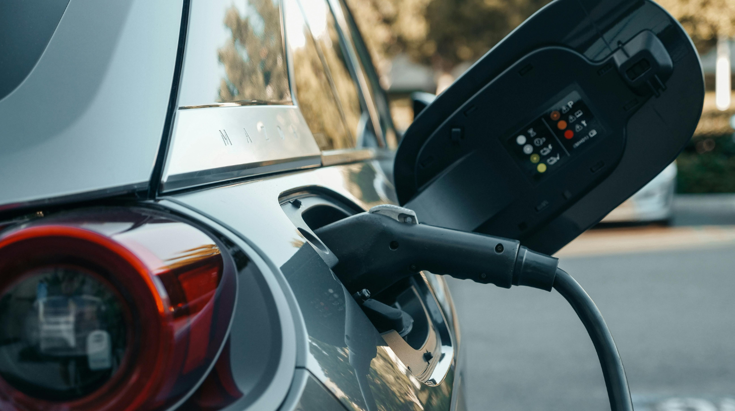 Tesla es la marca de coches eléctricos más popular en España, con un 18% del total