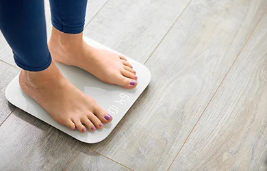 Stepping on a ascale - does sleep affect weight? 