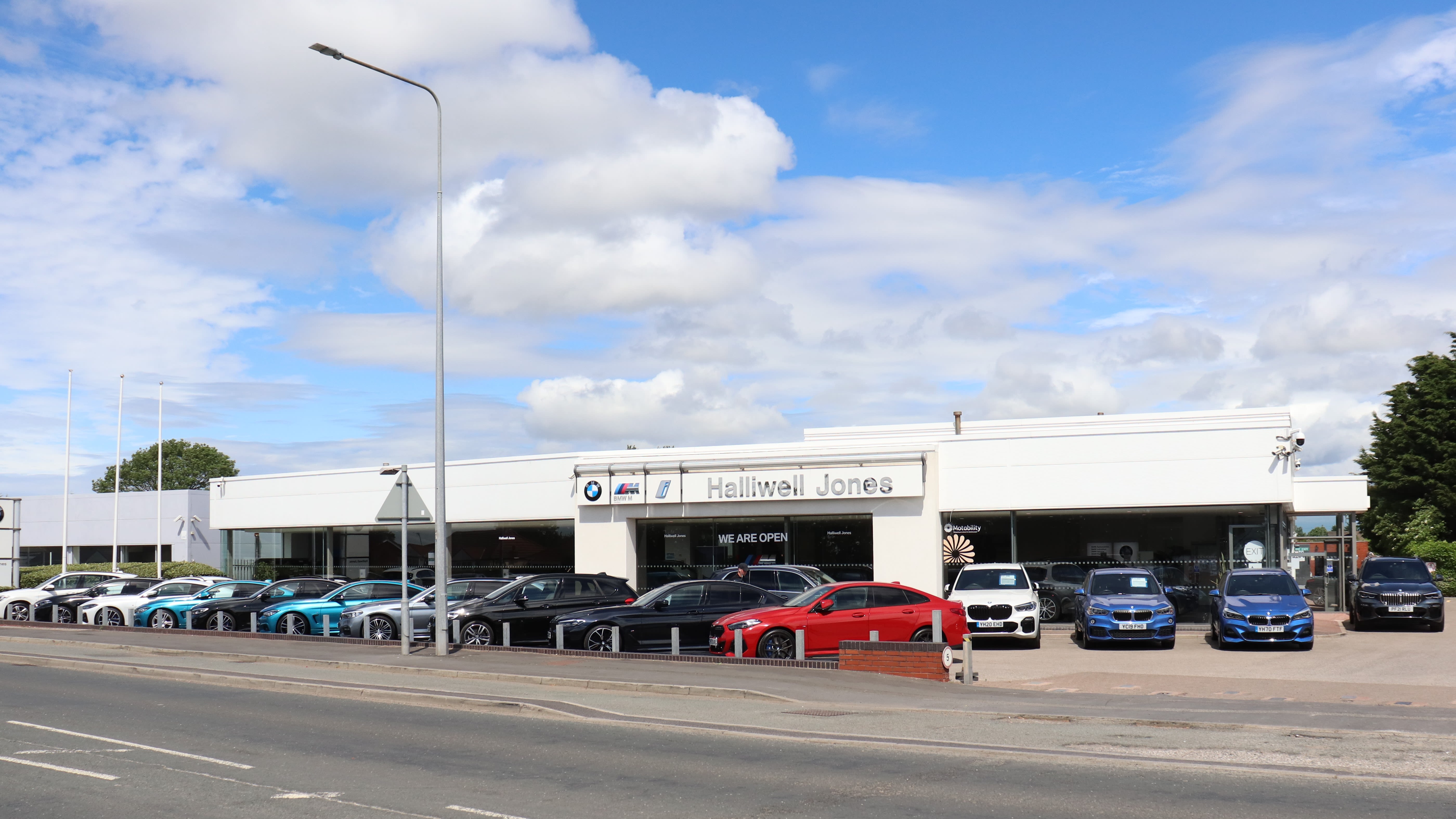 Halliwell Jones Southport Car Sales