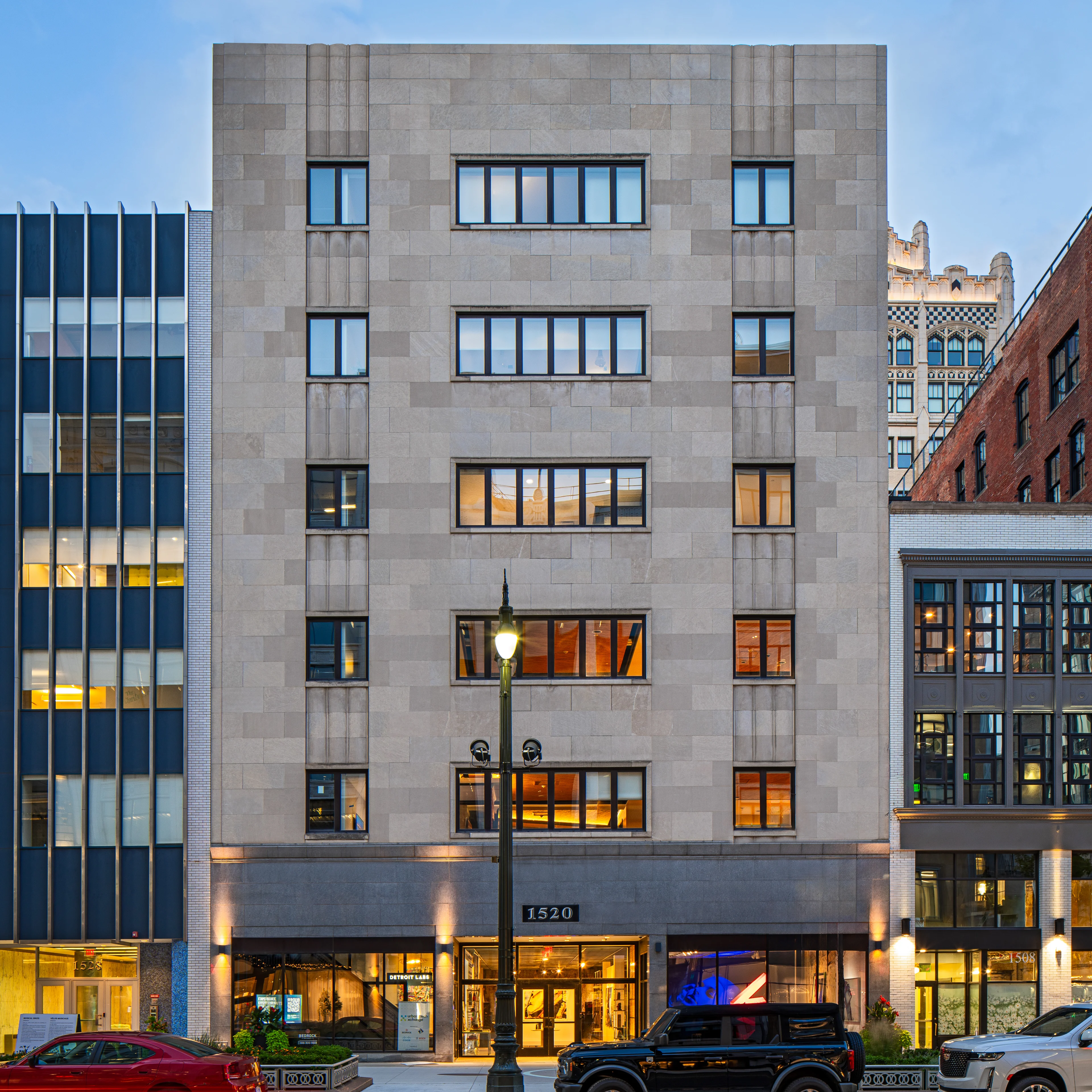 1520 Woodward