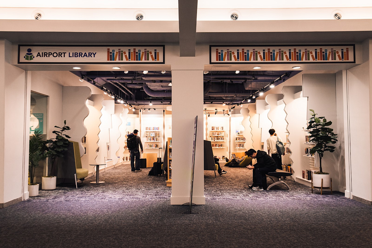 Airport Library