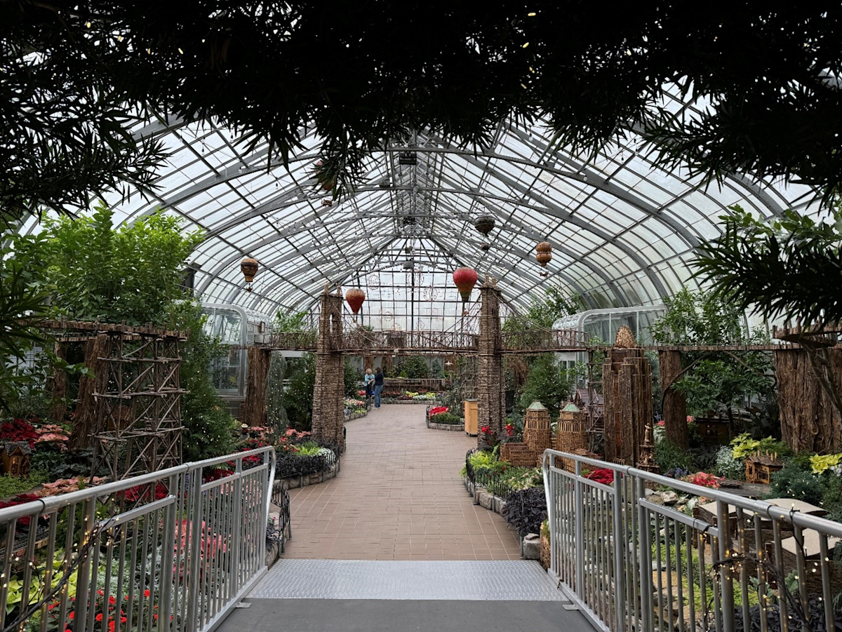 Seasonal Floral Room at Krohn Conservatory