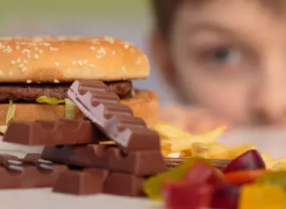 Cukier w diecie dziecka - kilka powodów, przez które warto go ograniczyć