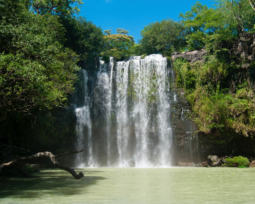 Llanos de Cortes Waterfall, Costa Rica