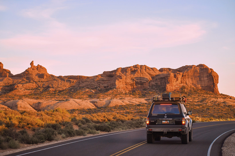 Pack up the car and head to Moab, Utah! Here are 10 of the best things to do in Moab.