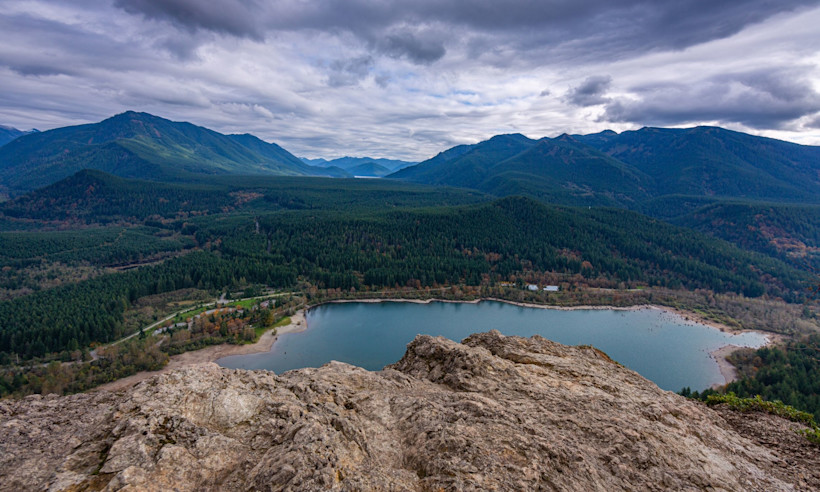 Rattlesnake Ledge is a classic Washington hike!