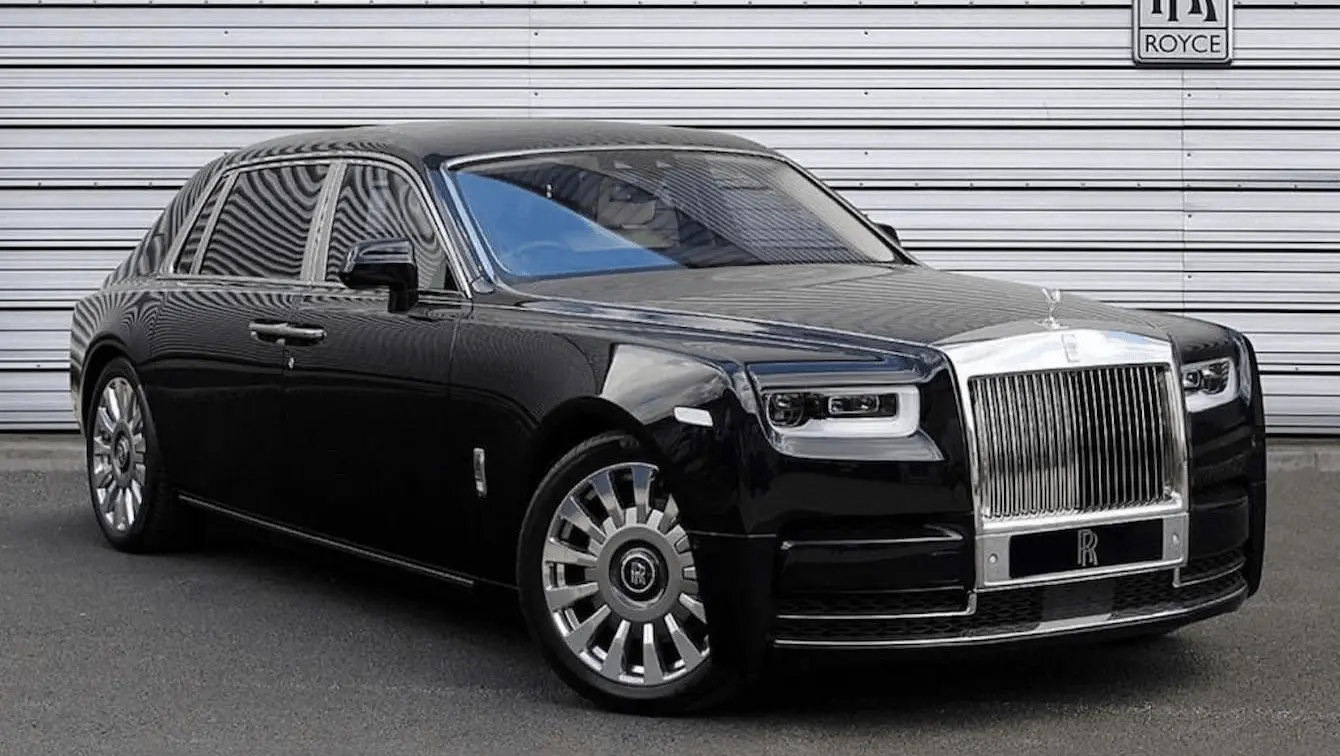 Rolls-Royce Phantom Chauffeur Services