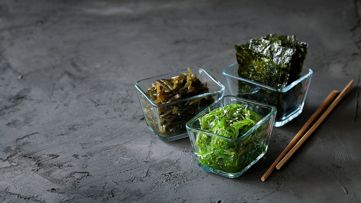 what kind of seaweed is used for sushi