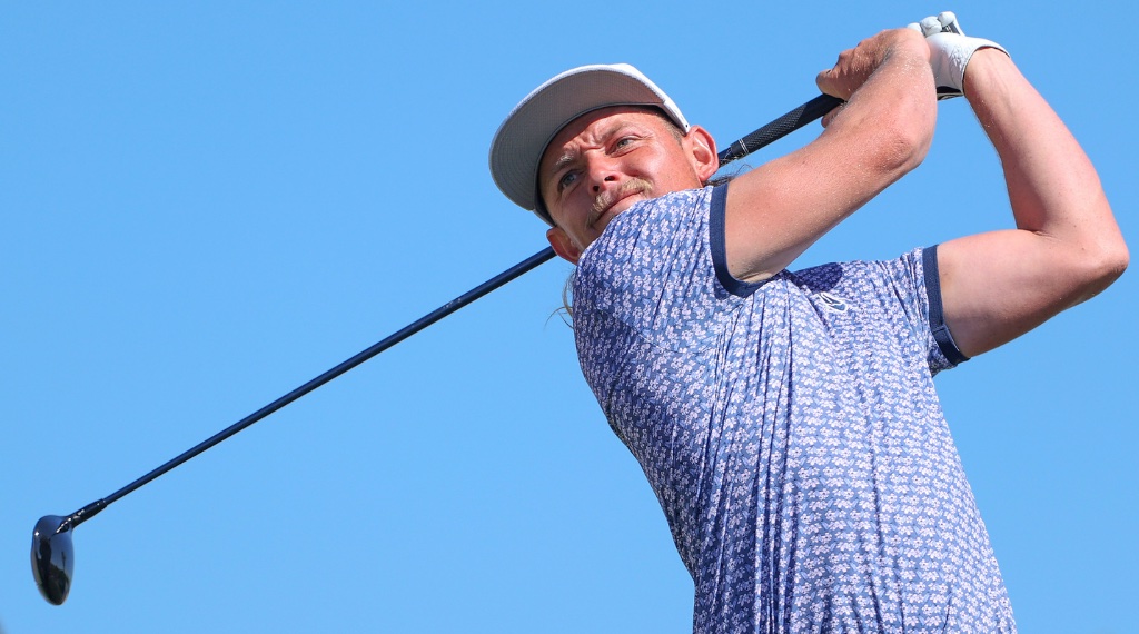 Cam Smith driving at the CJ Cup.