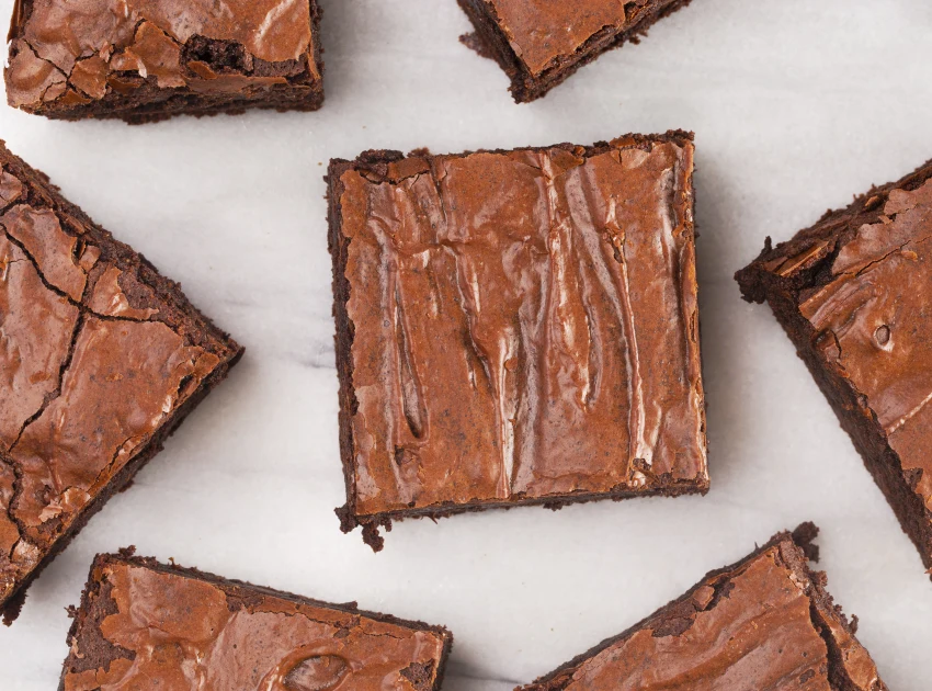 This Is The Best Brownie Pan For Perfect Edges