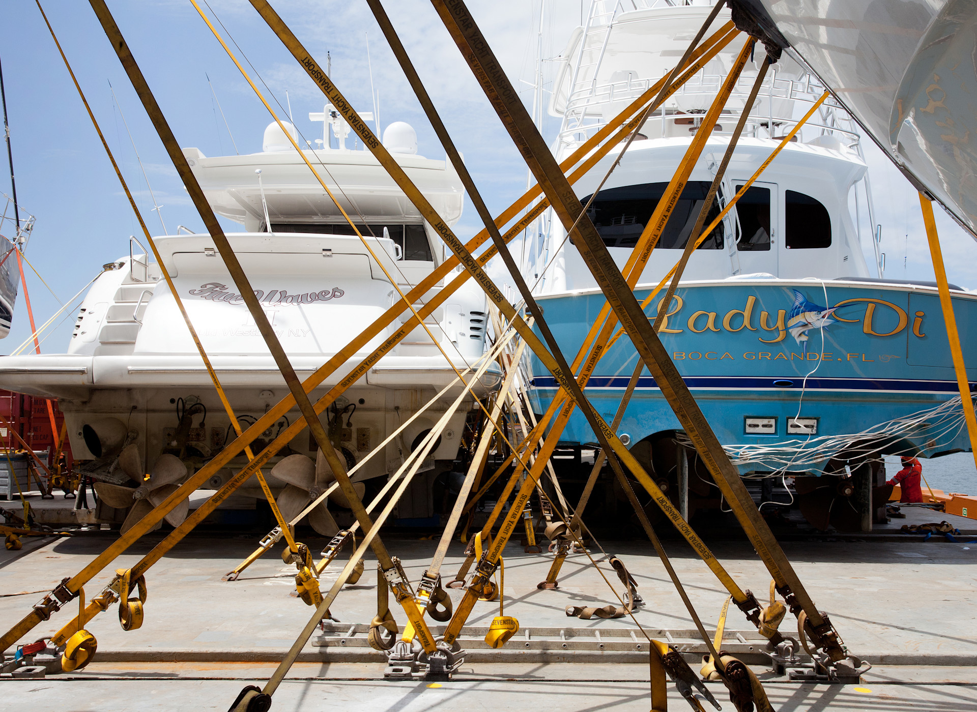 Power Yacht Transport background