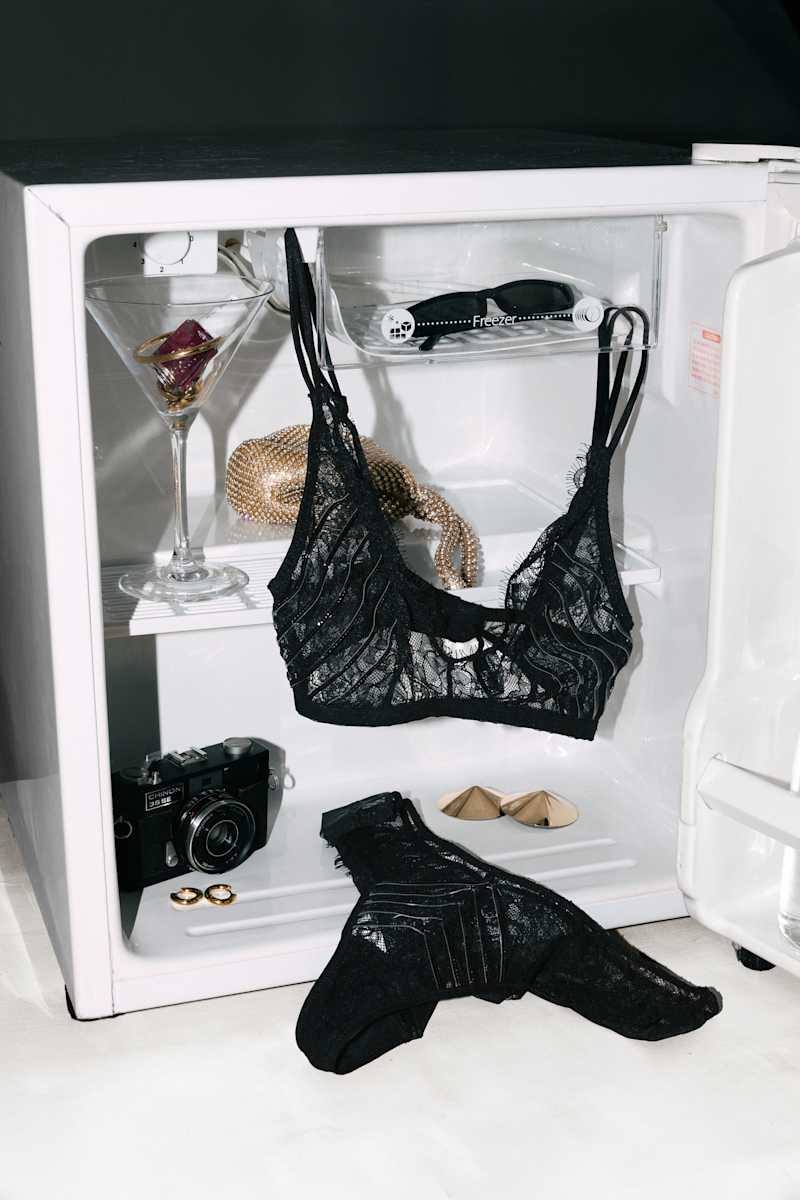 Sarda - Still - Party starter