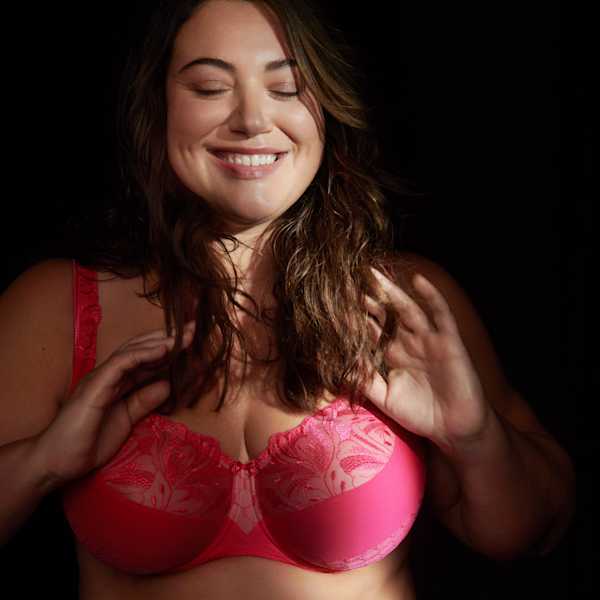 PrimaDonna lover for life, model for a day | Primadonna