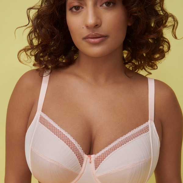 Smooth and stylish: Go-to bras for everyday wear | Primadonna