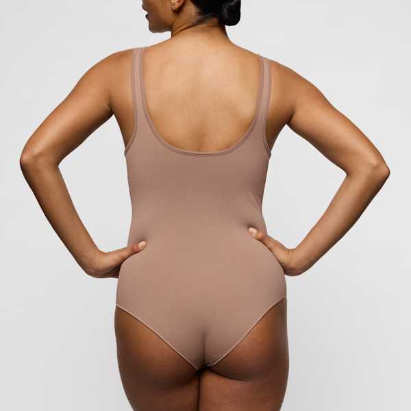 body 3 | Primadonna
