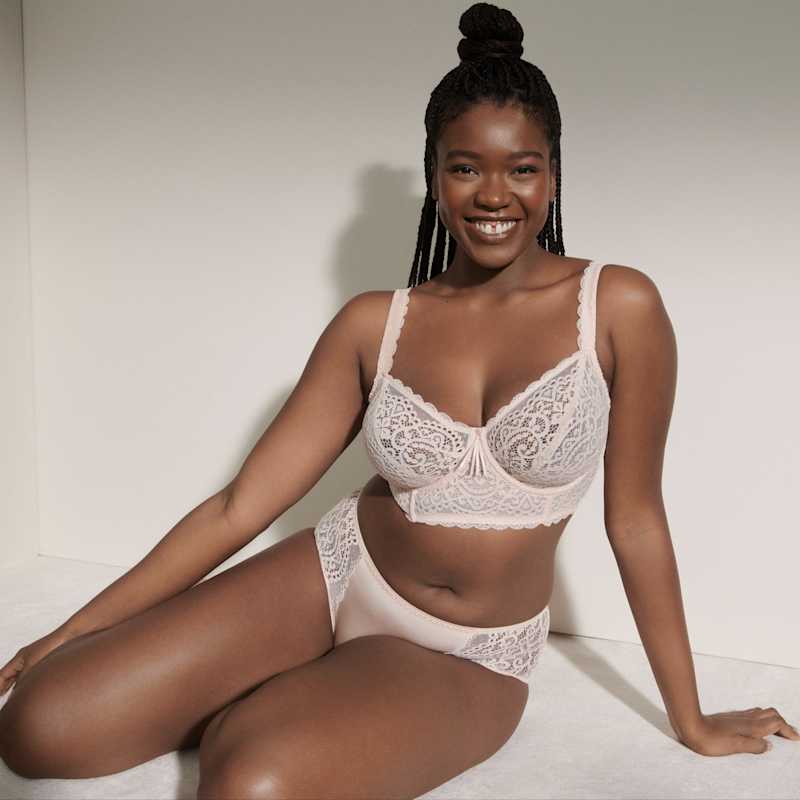 PDTW IDO CATALOG 0141606 SKT 0541601 SKT ICONS | Primadonna