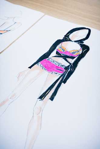 Sarda - Editorial - Julieta - Portfolio 1 - Row 1 - Image Sketch