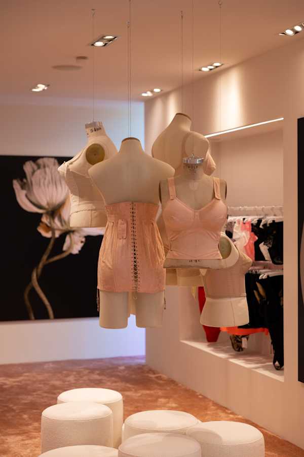 Marie Jo Pop Up Knokke - edits - barbara jacops - -07 | Primadonna