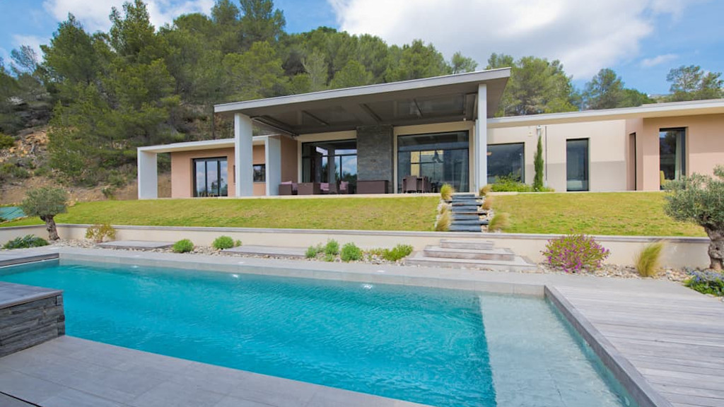 Villa with private pool Villa with private pool