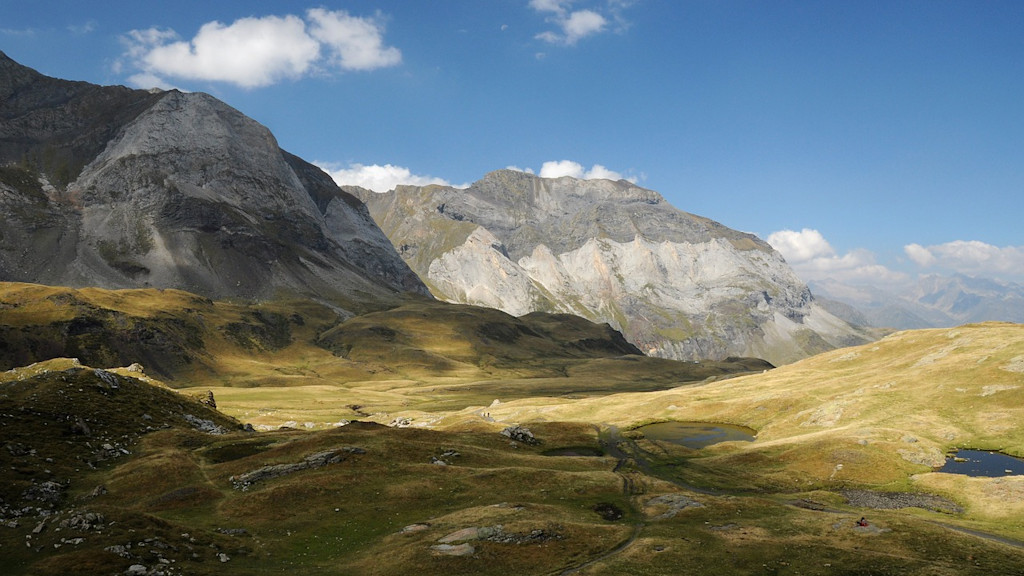 Cirque de Gavarnie, Gavarnie, France Cirque de Gavarnie, Gavarnie, France
