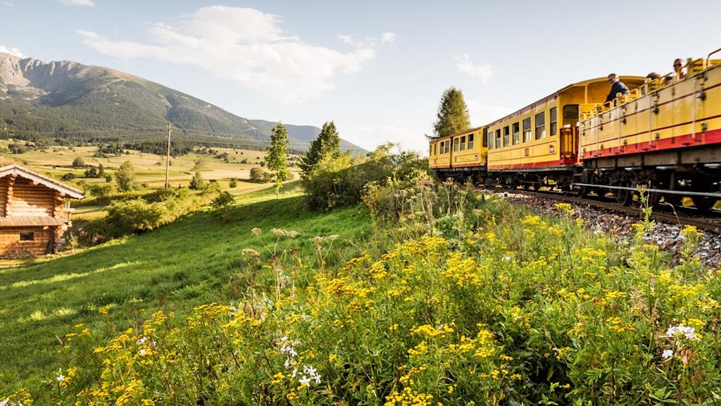 The Yellow Train The Yellow Train