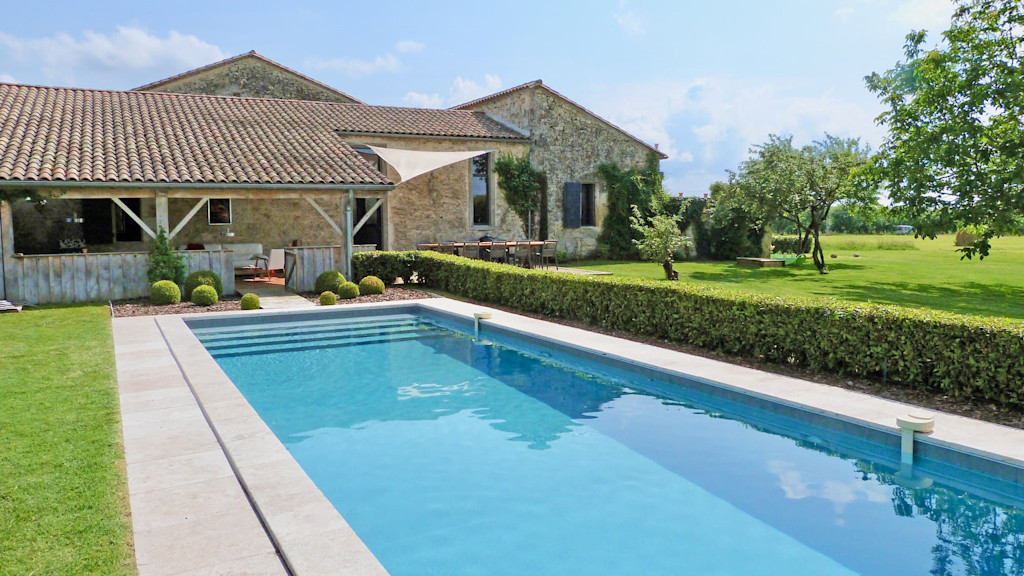 Holiday home in south west France offering free electric car charging Holiday home in south west France offering free electric car charging