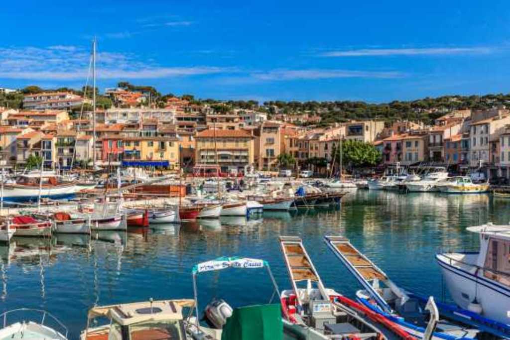 Cassis harbour Cassis harbour