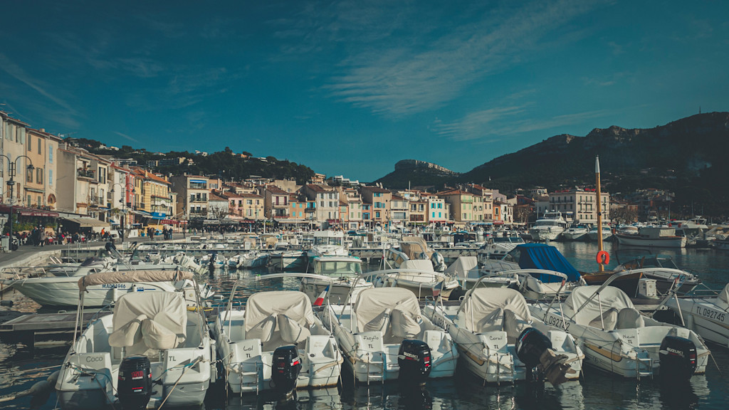 Cassis Cassis