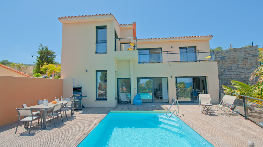 Holiday home with sea view Holiday home with sea view