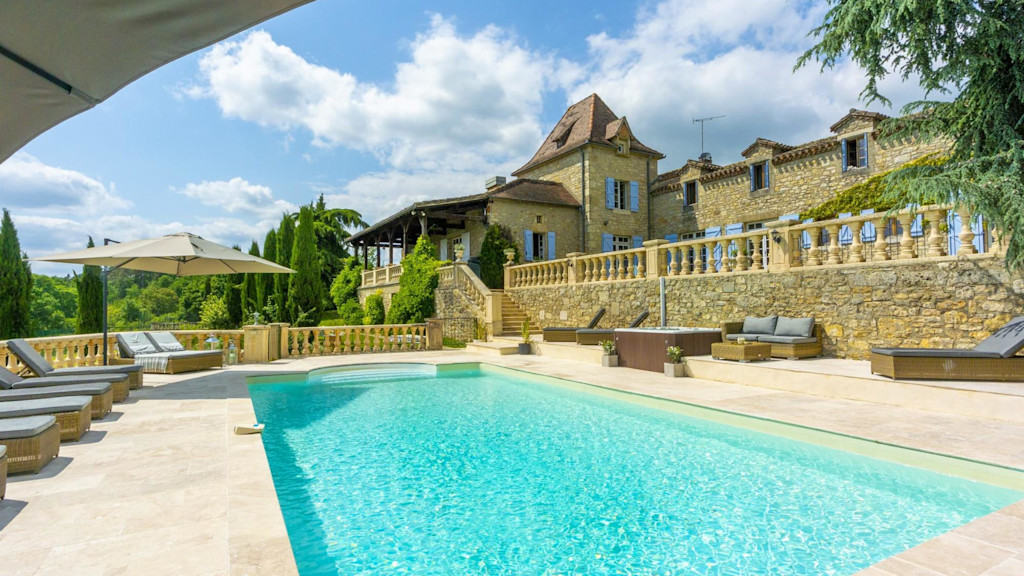 Les Granels, holiday with pool Les Granels, holiday with pool