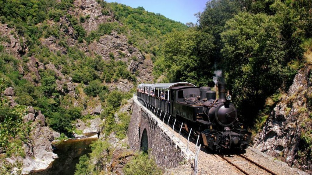 Le petit train de l'Ardèche Le petit train de l'Ardèche