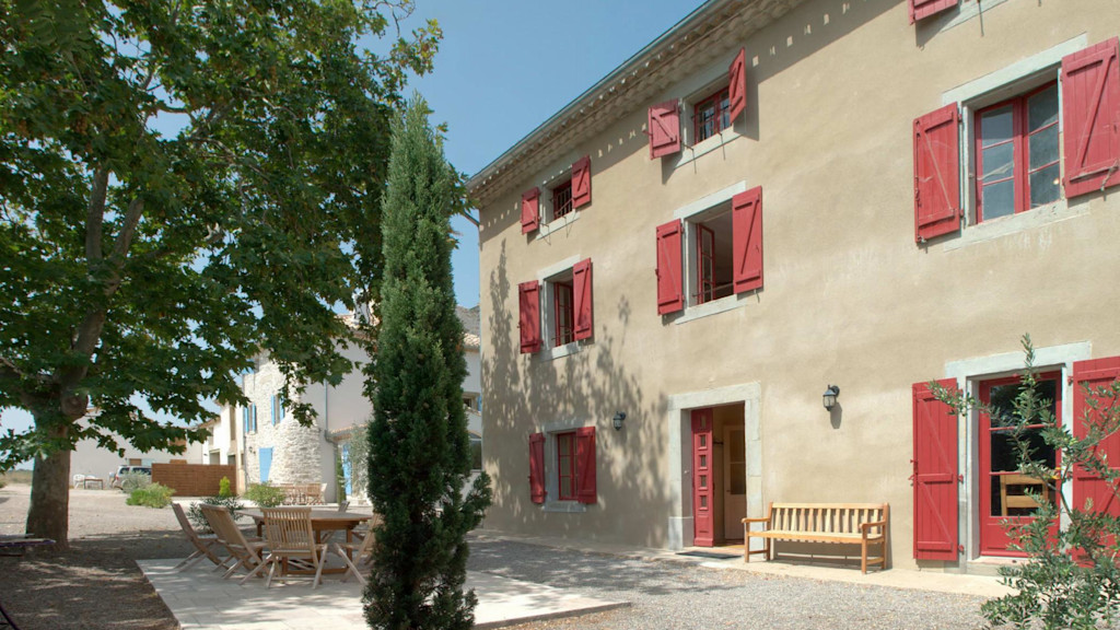 Yoga retreat; book the place, South of France Yoga retreat; book the place, South of France