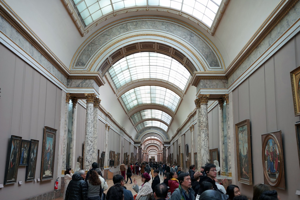 Paris Paris