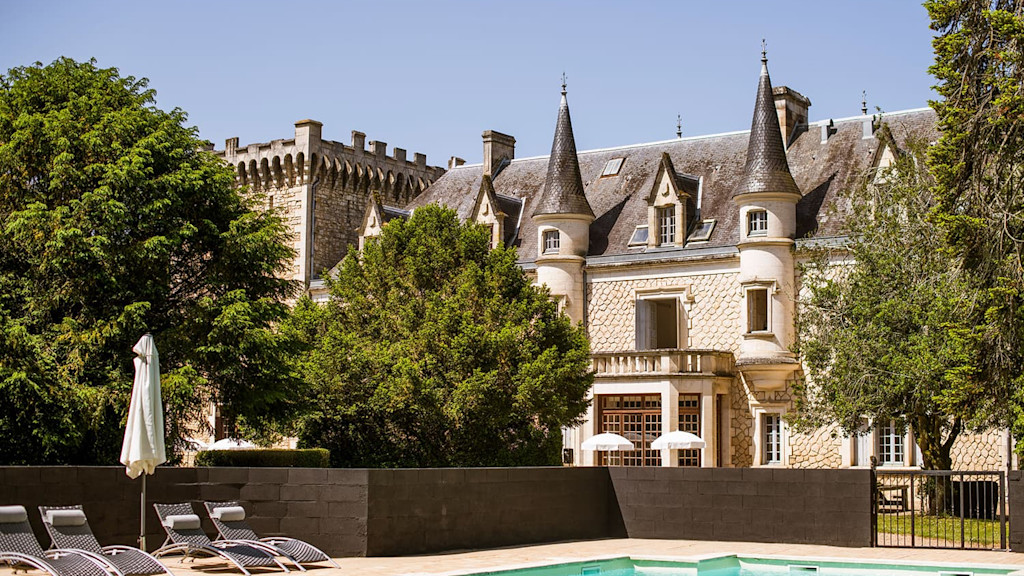 Holiday rental, Château in Charente Holiday rental, Château in Charente